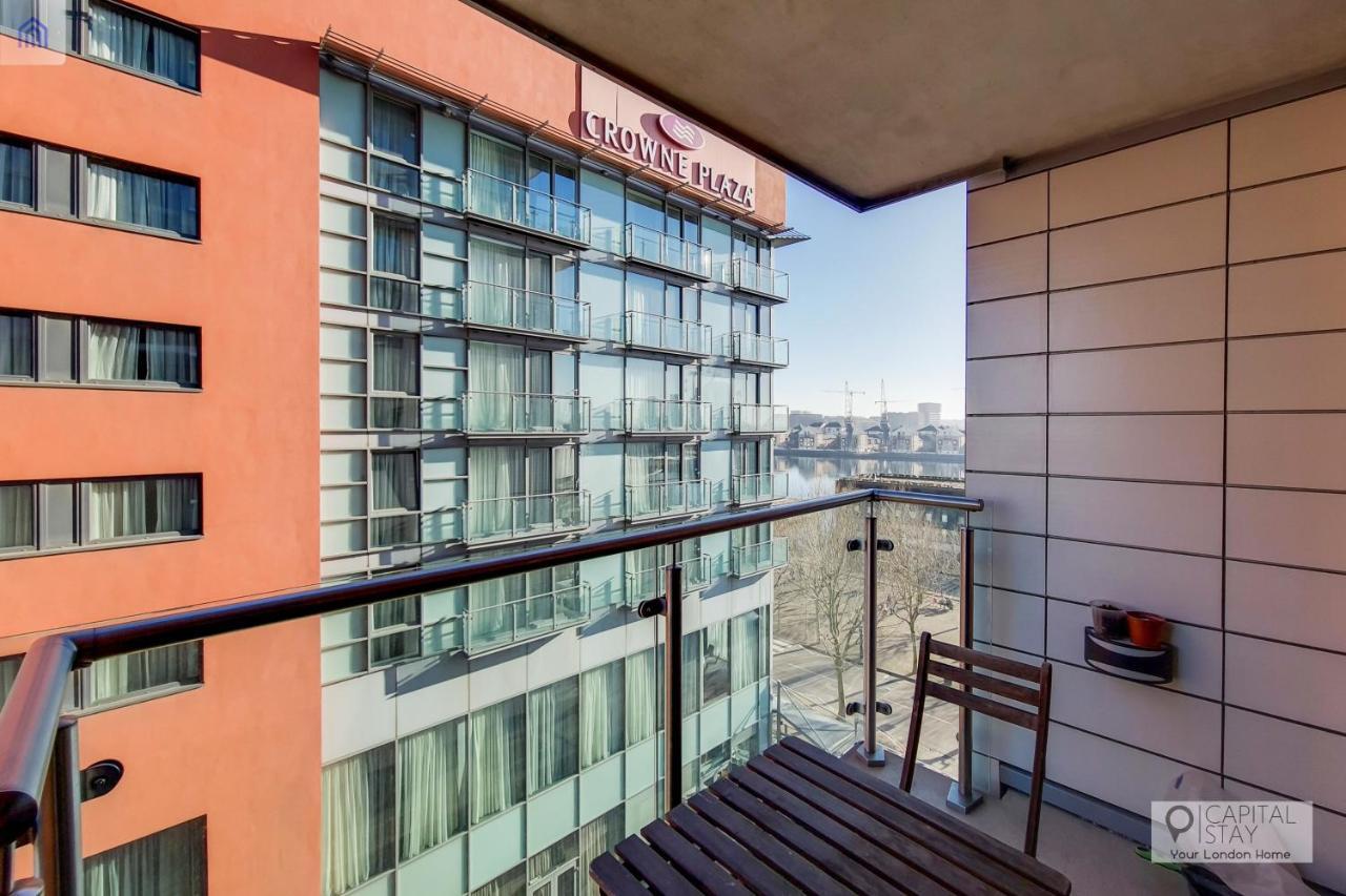 Deluxe One Bed Apartment By London Excel エクステリア 写真