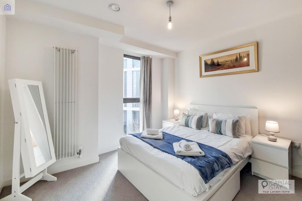 Deluxe One Bed Apartment By London Excel エクステリア 写真