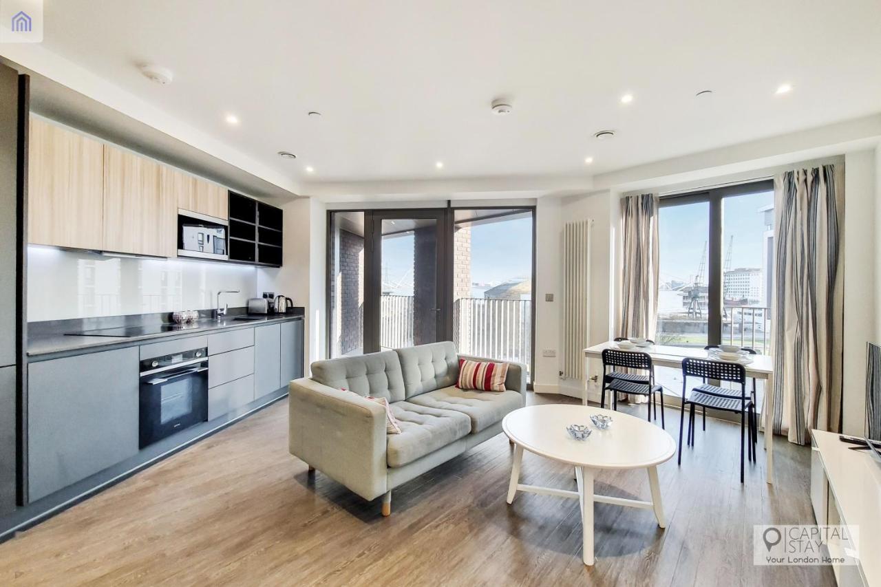 Deluxe One Bed Apartment By London Excel エクステリア 写真