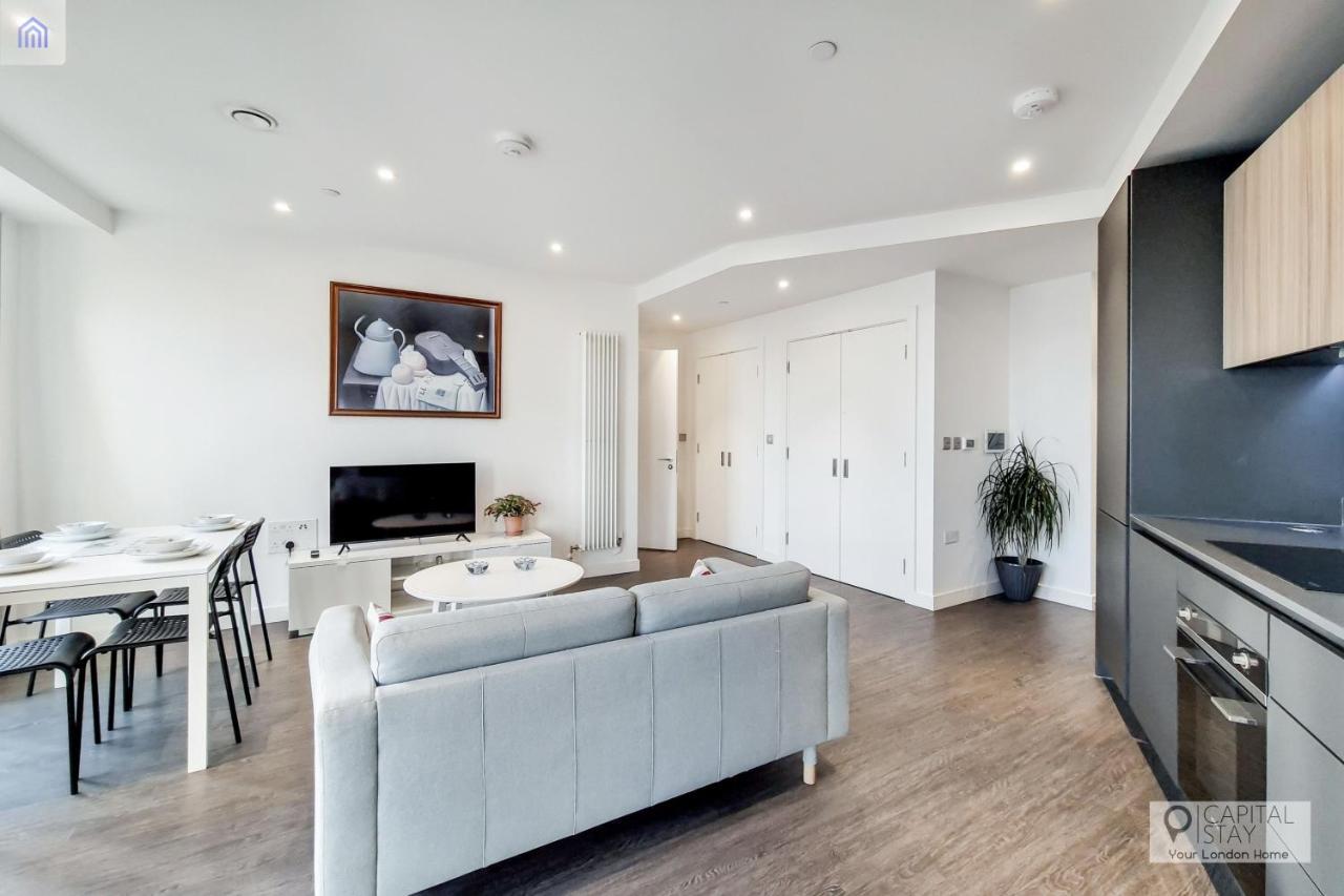 Deluxe One Bed Apartment By London Excel エクステリア 写真
